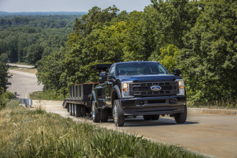 2023 Ford Super Duty F 450 XL Max Tow 01 scaled