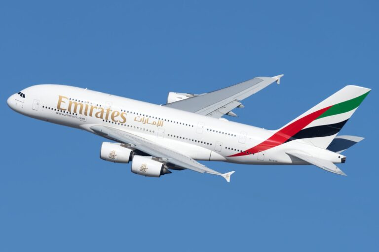 A6 EVD Emirates Airbus A380 842 1 scaled