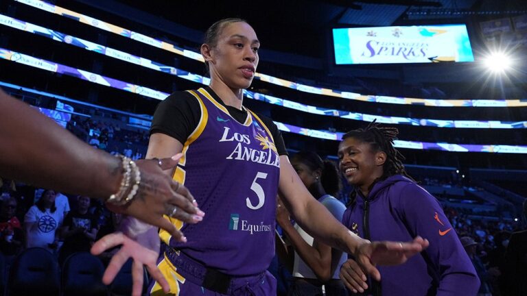 Dearica Hamby LA Sparks