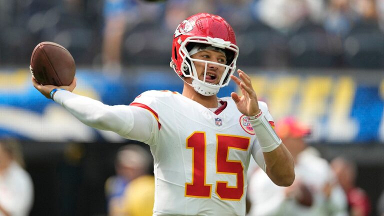 b27b2204 Patrick Mahomes