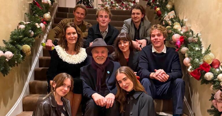 Don Johnson Celebrates 75th Birthday With His 8 Children Who s Who 5