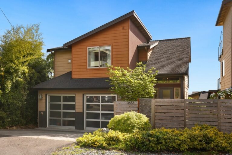 1 Converting a Garage into a Living Space